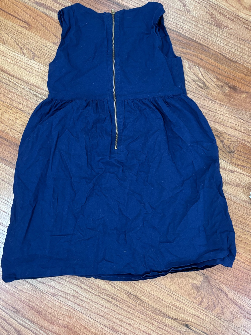 Vineyard Vines Girls Navy Sleeveless Dress with White Embroidered Front Panel 7 - Picture 4 of 4
